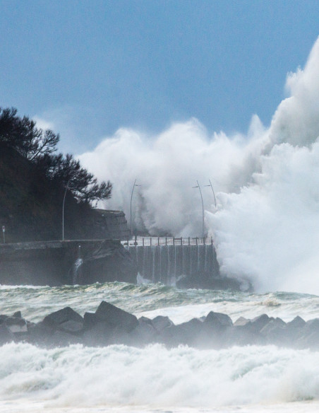 "Paseo nuevo" photography. Marine Donosti limited serie by Lance