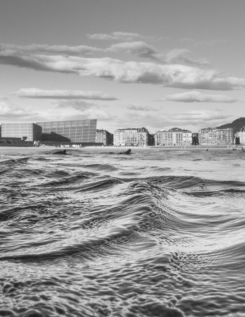 "Surface Zurriola" photography. Street...