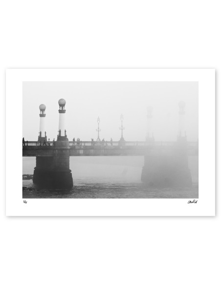 Fotografía "El puente" Serie Street Photography de Lance. A4 y A3