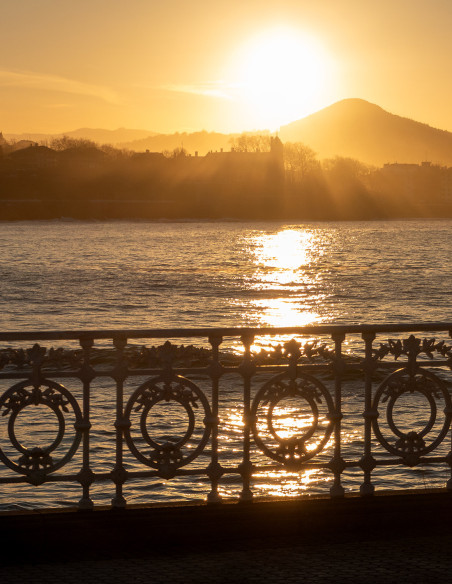 "Barandilla sunset 1" A5 photography. Basque Light serie by Lance
