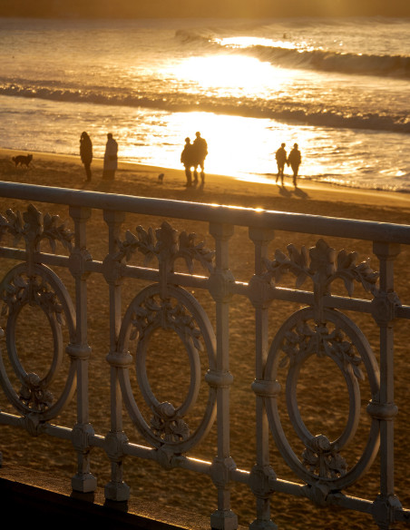 "Barandilla sunset 2" A5 photography. Basque Light serie by Lance