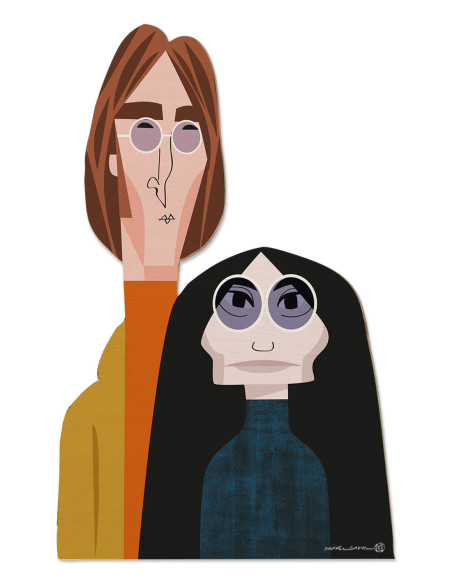 "John y Yoko" by Mikel Casal. Wooden figure